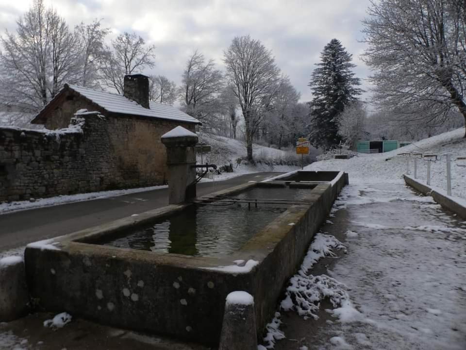 Gite Au Coeur Du Jura Entre Comte Et Vin Jaune, Gite Vin Jaune Chamole エクステリア 写真