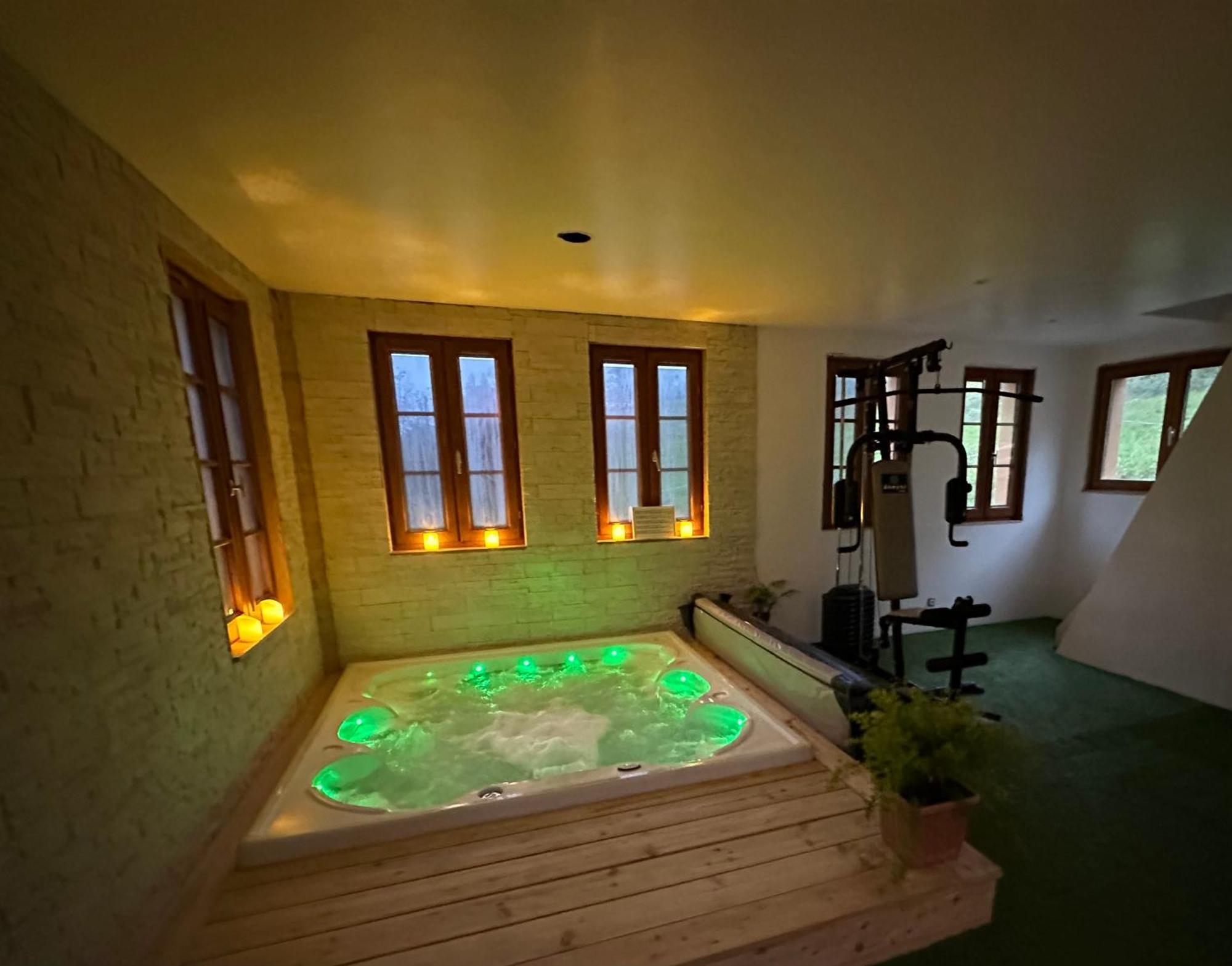 Gite Au Coeur Du Jura Entre Comte Et Vin Jaune, Gite Vin Jaune Chamole エクステリア 写真